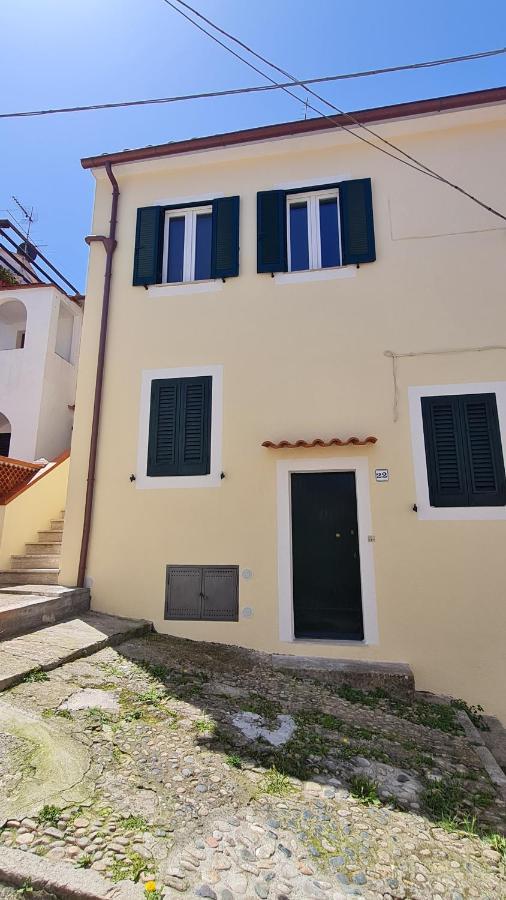 La Casa Di Delia Apartment Marciana Marina  Exterior photo